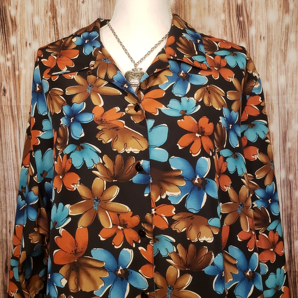 Flowered blouse - Picture 4 of 5